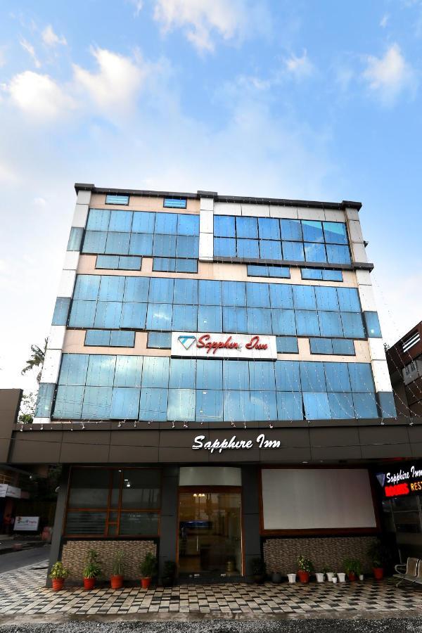 Sapphire Inn Nedumbassery Exterior foto